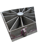 Extrusion plate